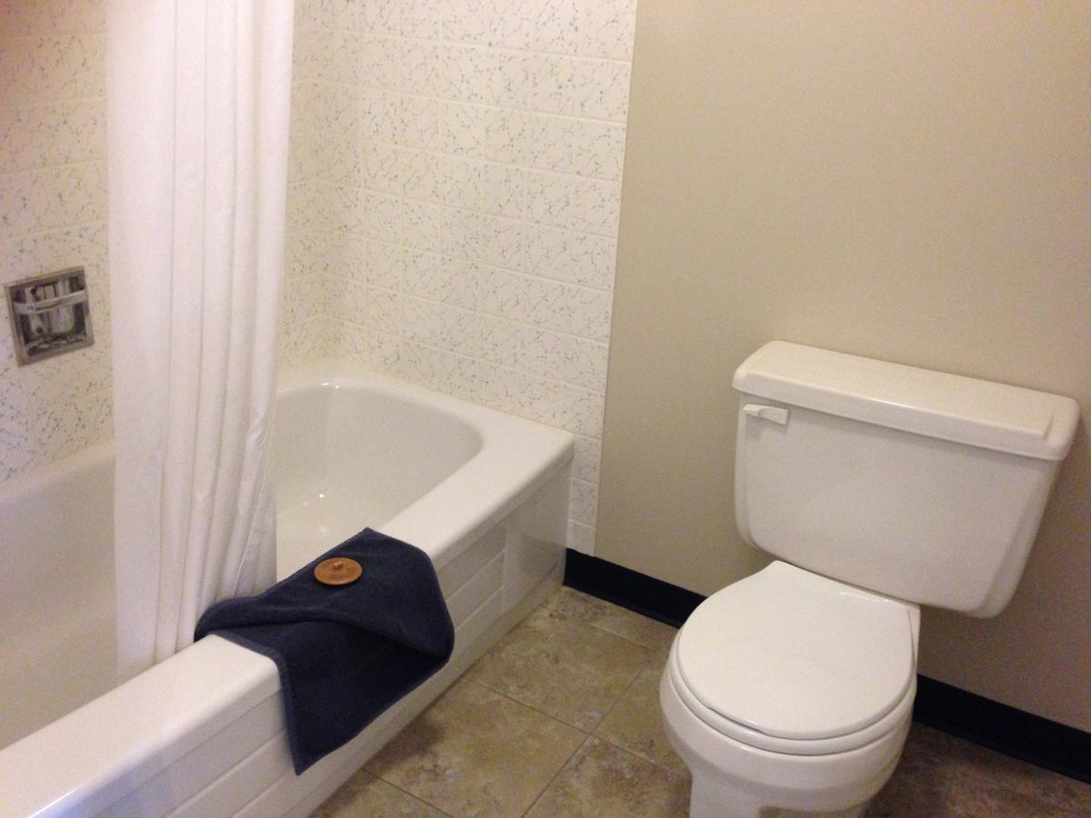 Plains Motor Inn Stettler ภายนอก รูปภาพ