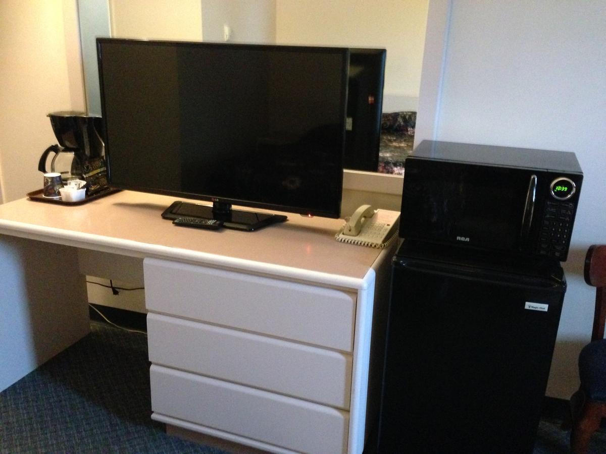 Plains Motor Inn Stettler ภายนอก รูปภาพ