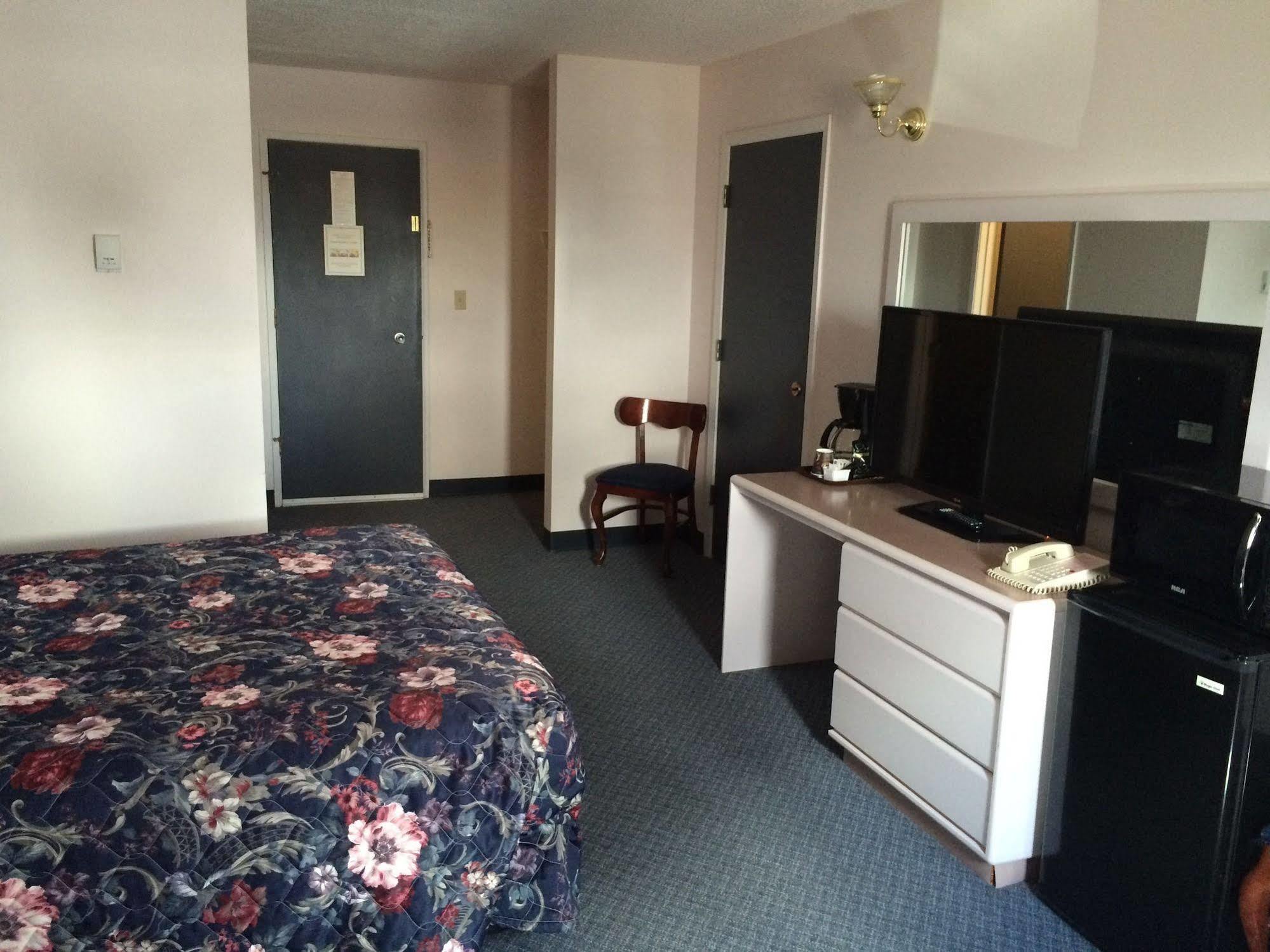 Plains Motor Inn Stettler ภายนอก รูปภาพ
